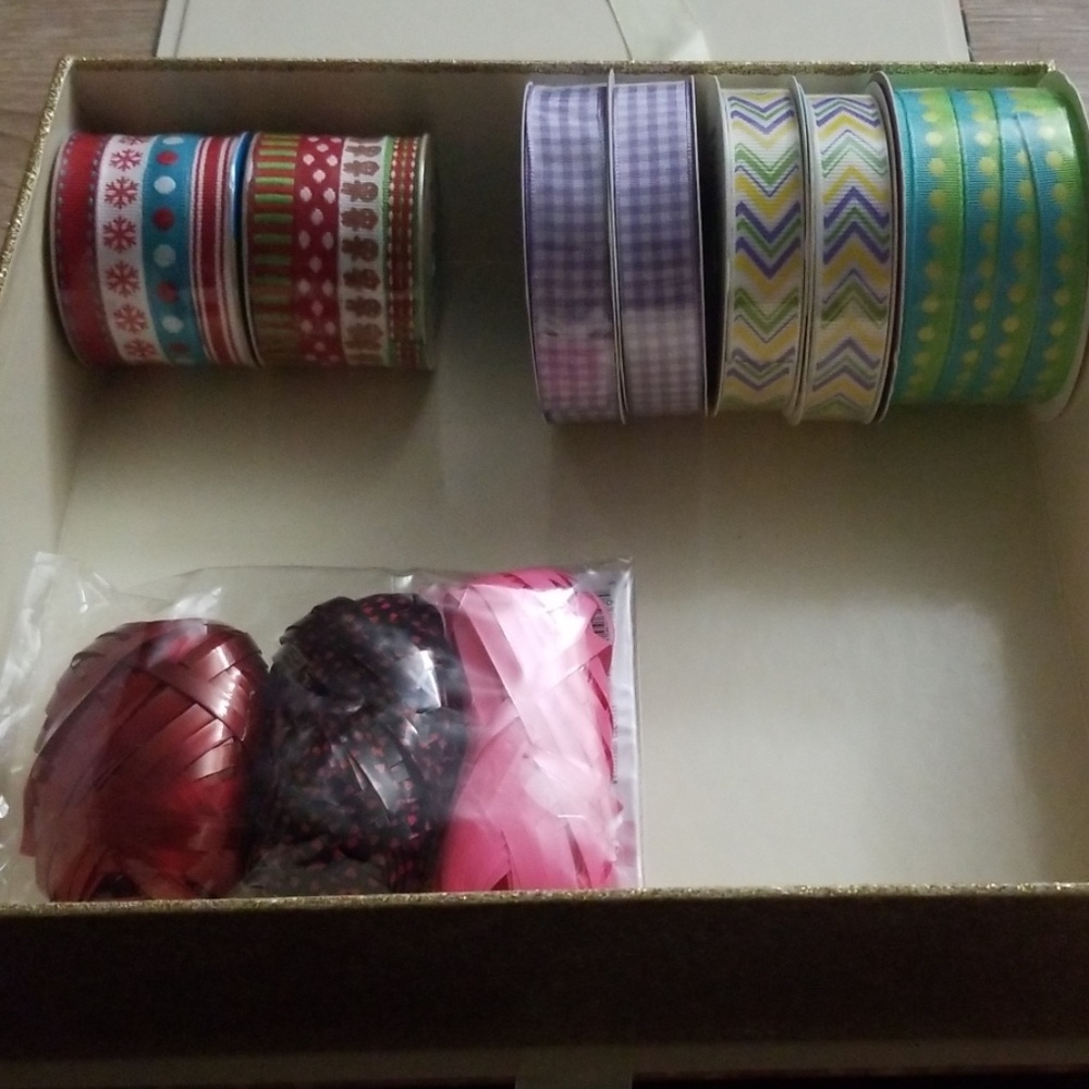 Ribbons - Picture 2 of 5
